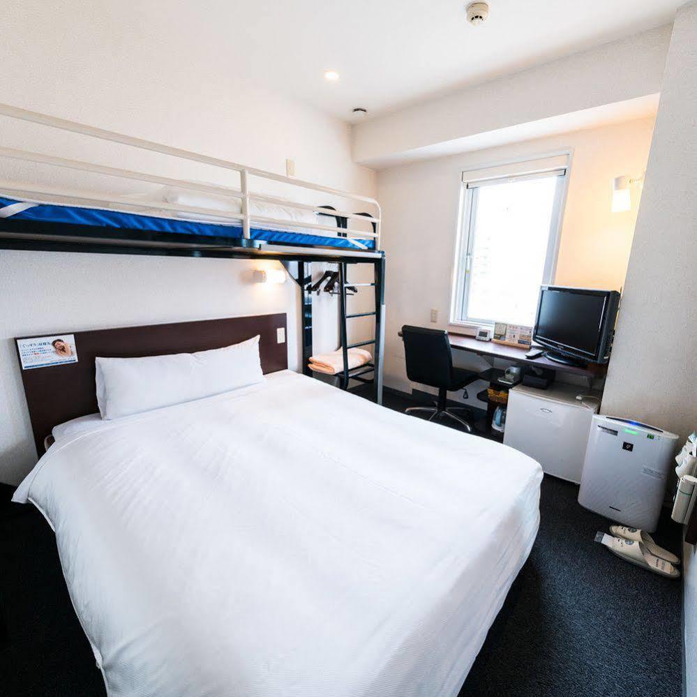 Super Hotel Naha Shintoshin Eksteriør billede