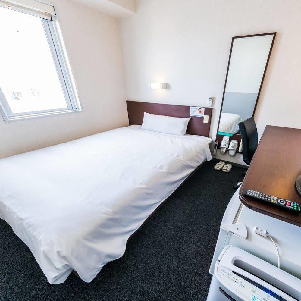 Super Hotel Naha Shintoshin Eksteriør billede